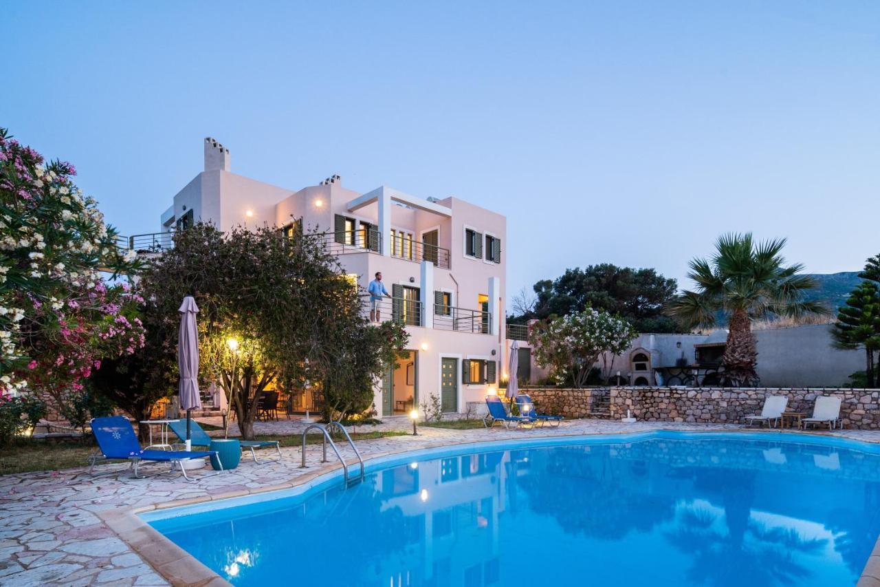 Villa Luisa Exclusive Residences Monemvasía Екстериор снимка