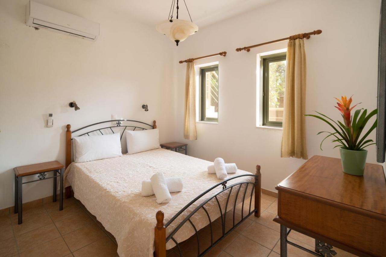 Villa Luisa Exclusive Residences Monemvasía Екстериор снимка