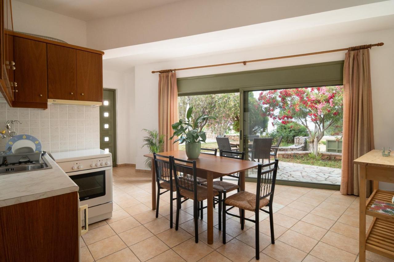 Villa Luisa Exclusive Residences Monemvasía Екстериор снимка