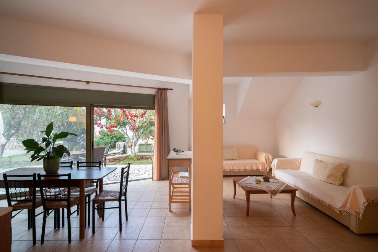 Villa Luisa Exclusive Residences Monemvasía Екстериор снимка