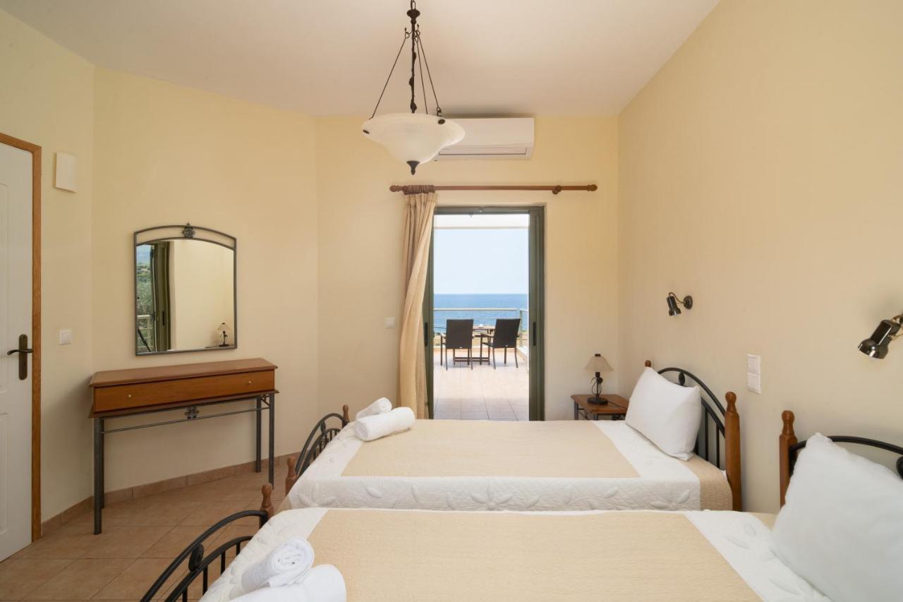 Villa Luisa Exclusive Residences Monemvasía Екстериор снимка